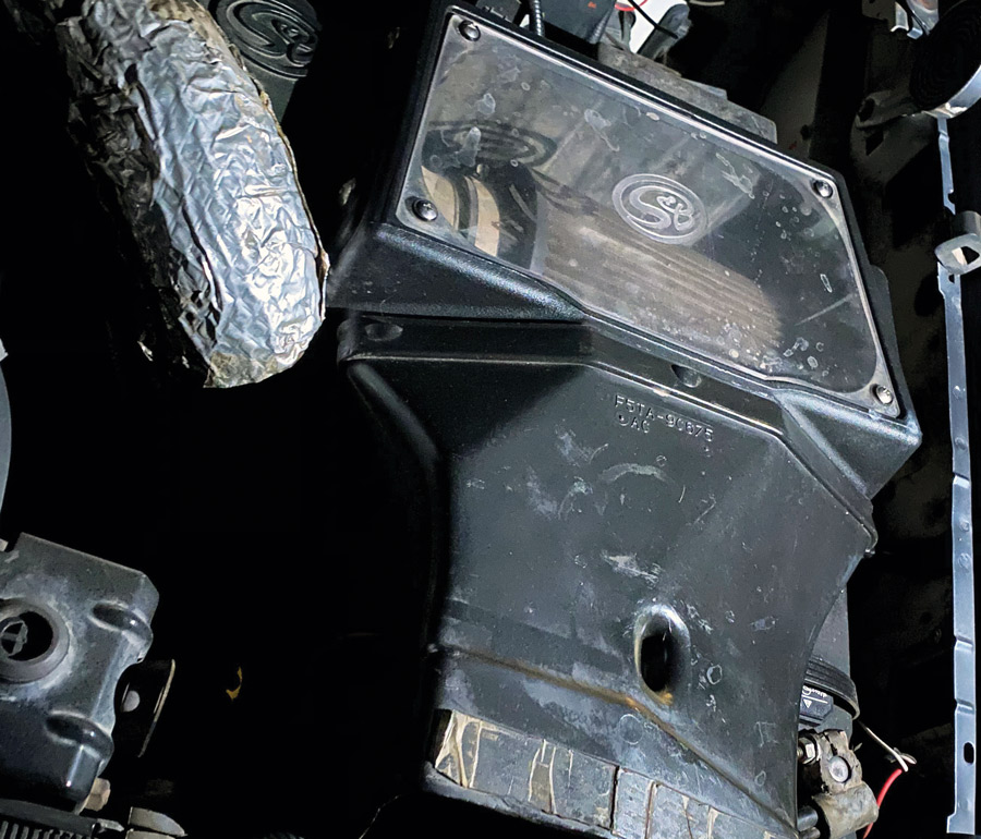 Equipment for a 1995 Ford F350 Power Stroke