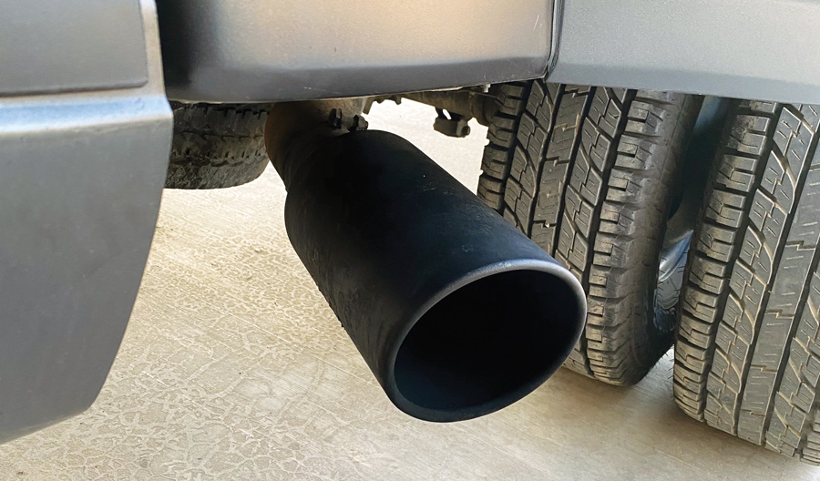 Exhaust on a 1995 Ford F350 Power Stroke