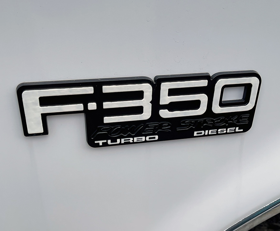 F350 car emblem