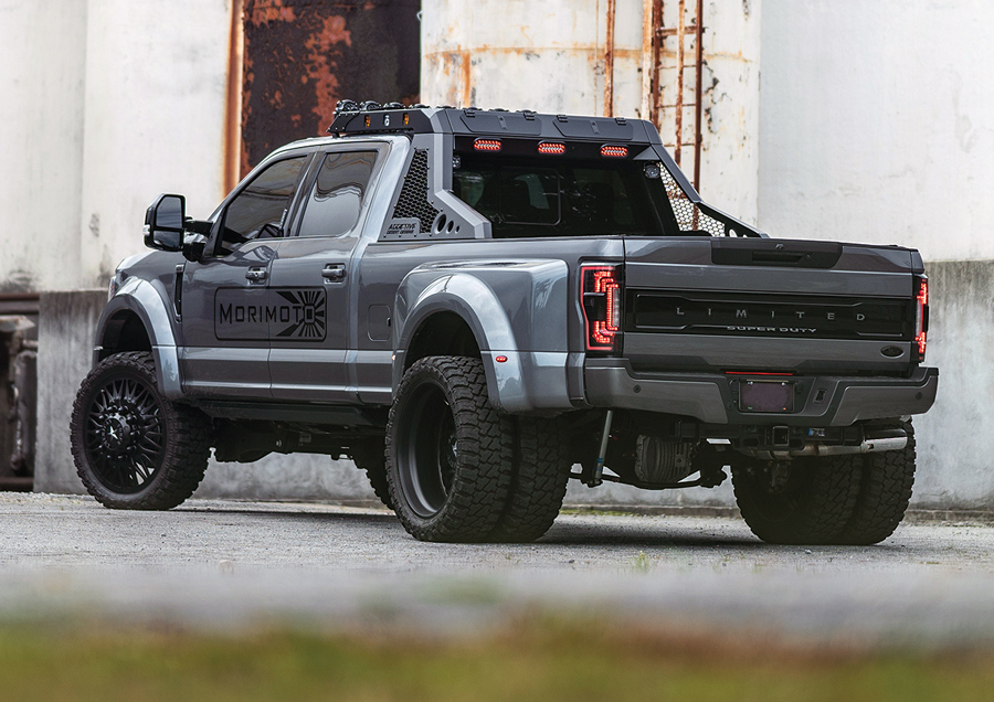 side and truck profile of truck