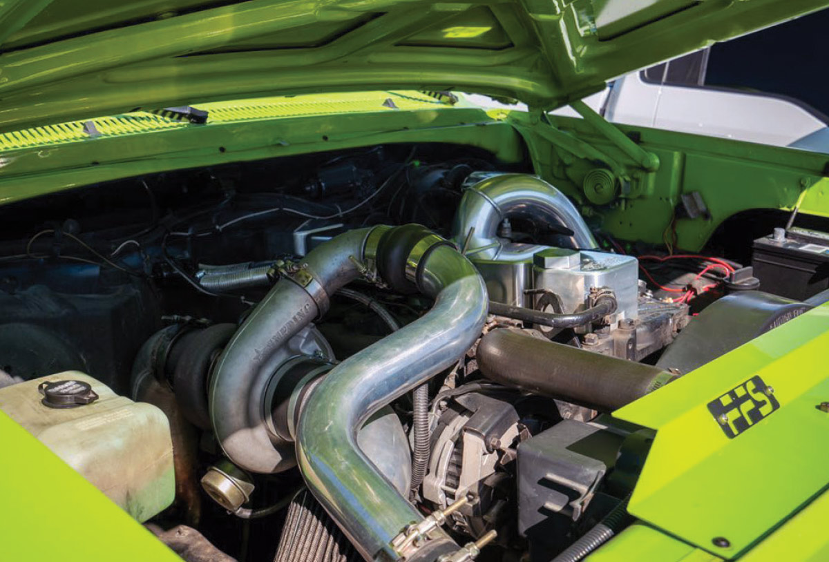 ’71 Dodge Demon's engine