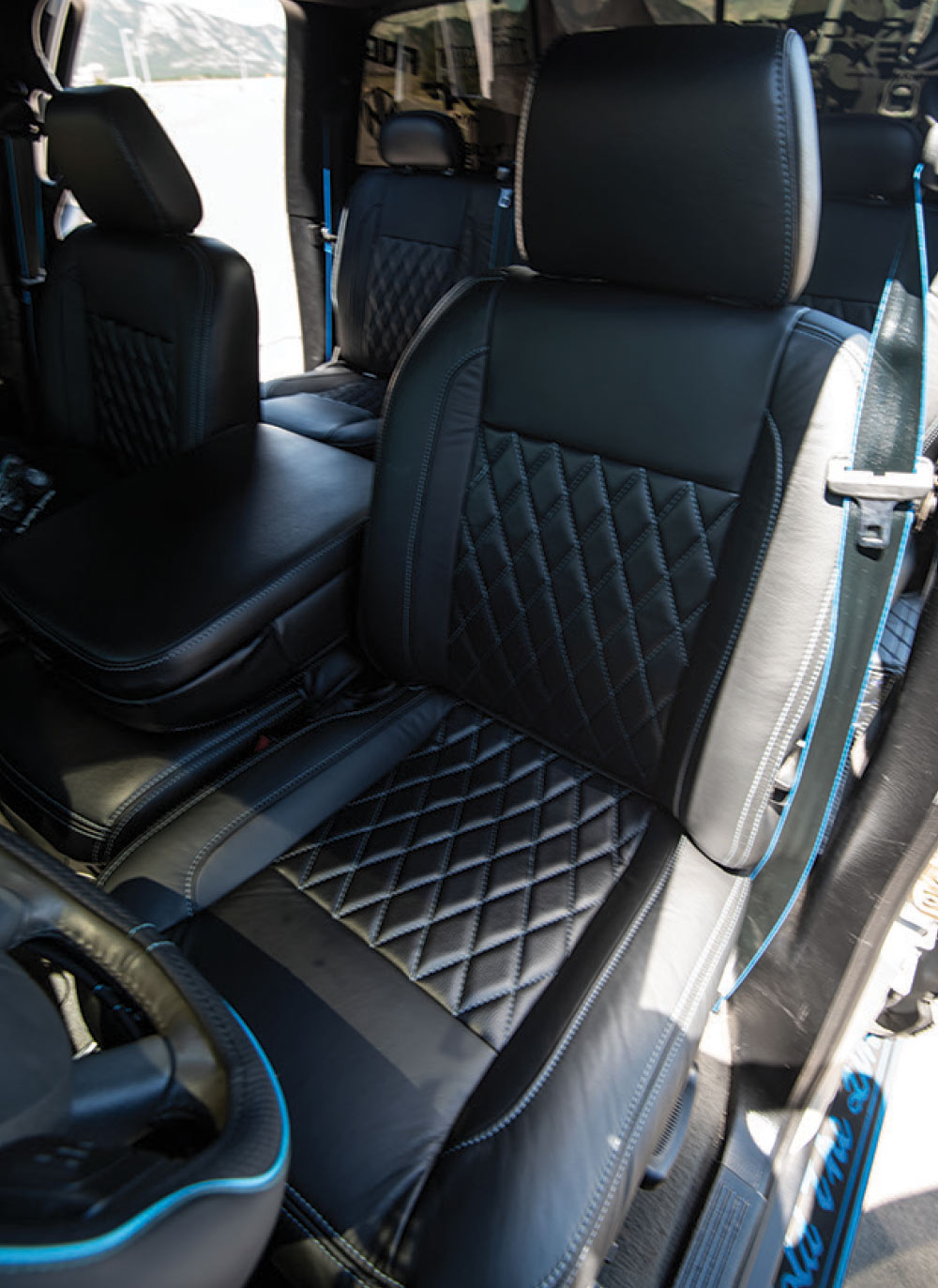 2007 RAM 3500's leather seat